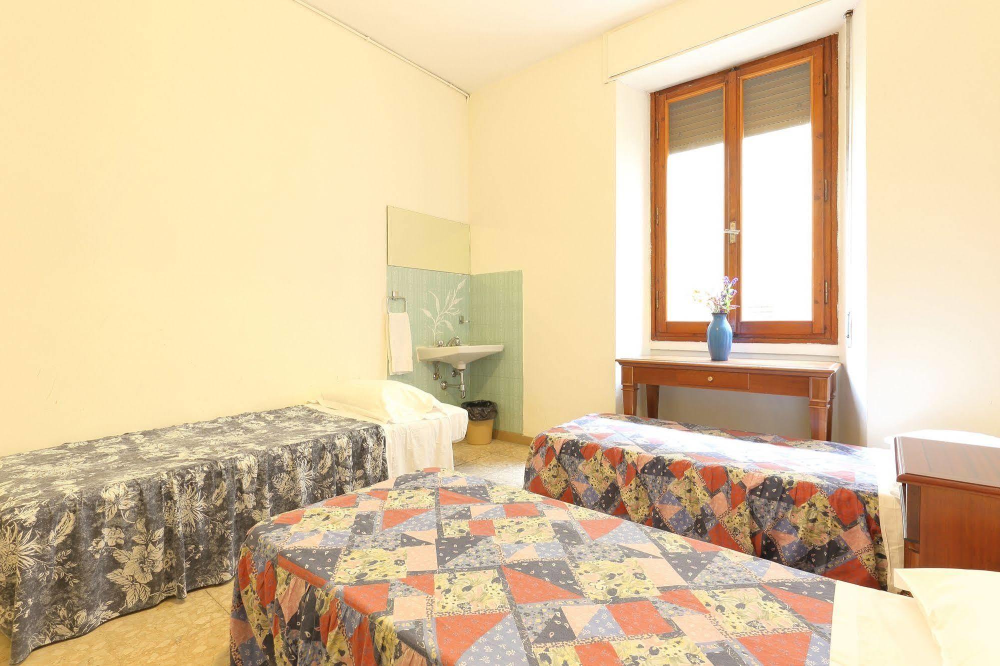 Hotel Ottaviani Firenze Kültér fotó