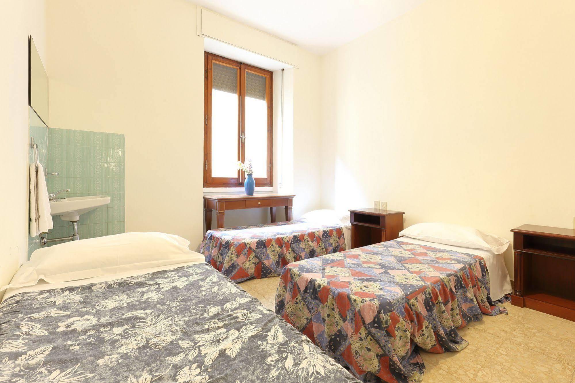 Hotel Ottaviani Firenze Kültér fotó
