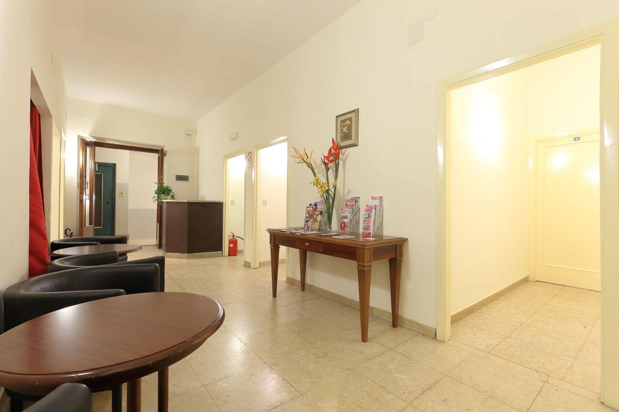 Hotel Ottaviani Firenze Kültér fotó